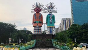 Monumen Ondel-Ondel Nih Boss Emang Ngapa Si