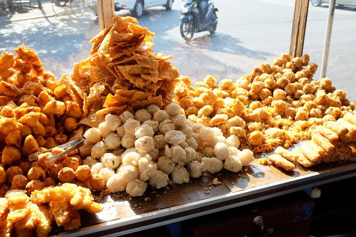Makan Gorengan Bisa Berbahaya? Ini 5 Penjelasannya!